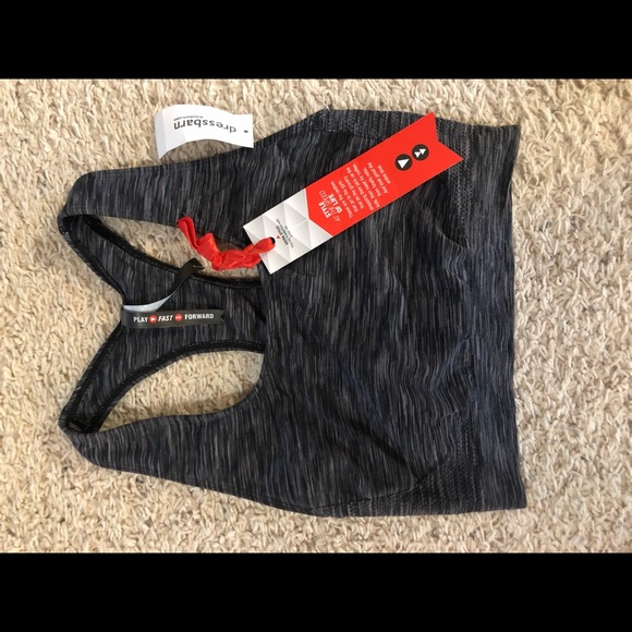 Brand new sports bra - Picture 3 of 3